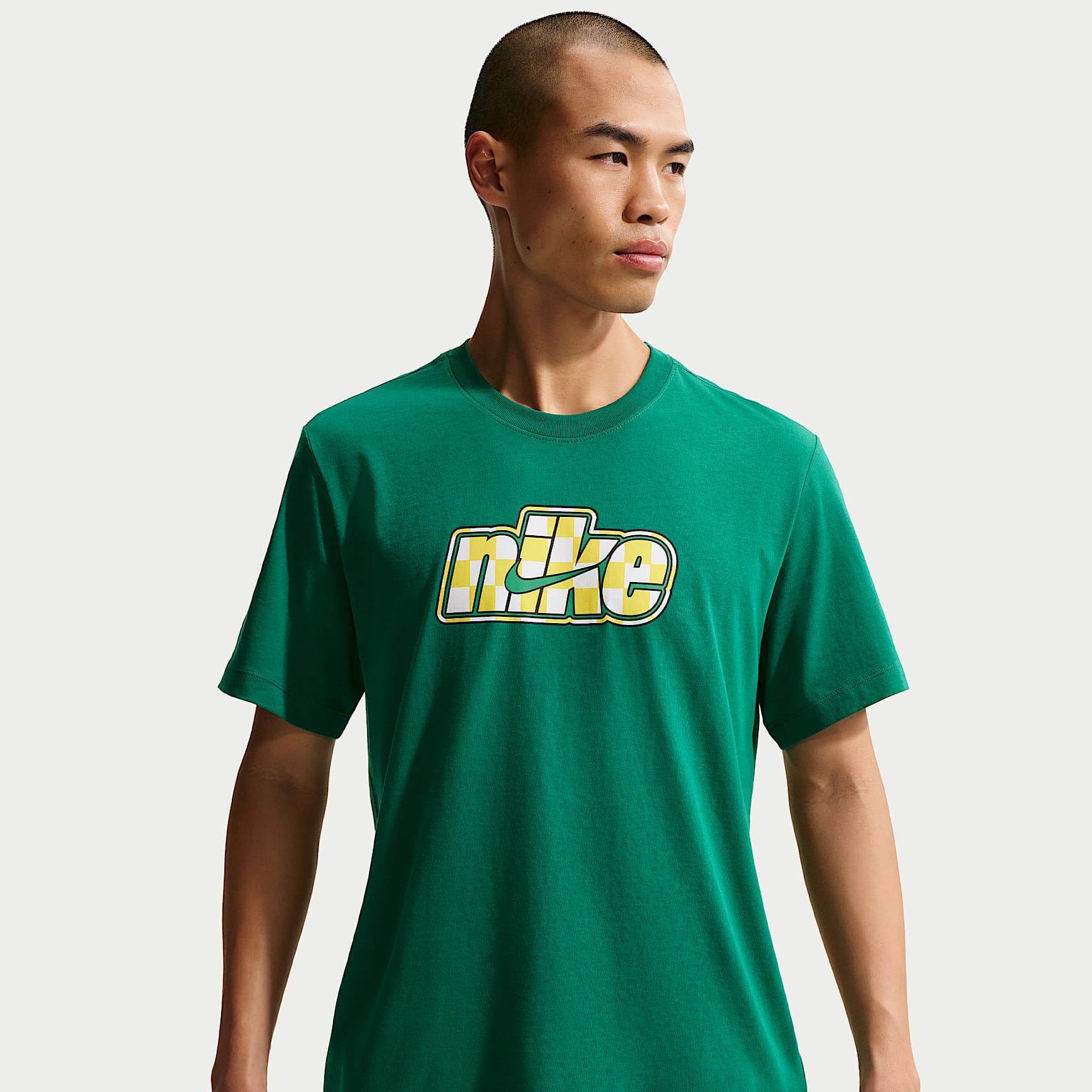Nike Sportswear T-Shirt. Nike LU